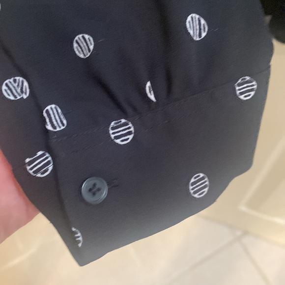 Loft black top in mint condition - Picture 4 of 5